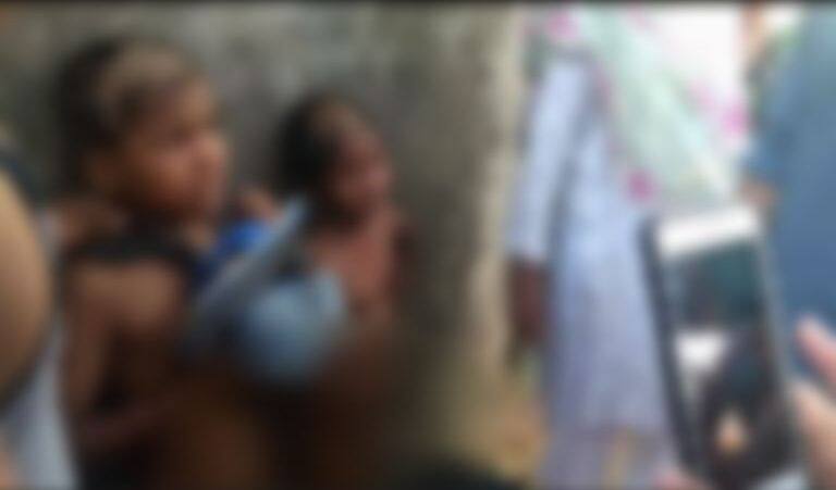 Two Childrens Shev By Shopkeeper For Theft In Ulhasnagar उल्हासनगरमध्ये चोरीचा आळ घेत दोन मुलांचं मुंडन, दुकानदारावर गुन्हा दाखल