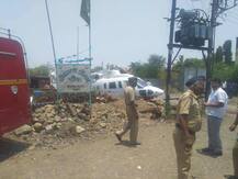 PHOTO : देवेंद्र फडणवीसांच्या कोसळलेल्या हेलिकॉप्टरचे फोटो