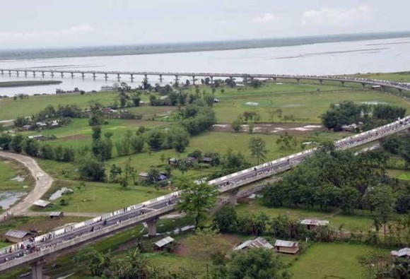 Pm Modi Inaugurates Nations Longest Bridge In Assam Latest Updates मोदींच्या हस्ते देशातील सर्वात लांब पुलाचं लोकार्पण