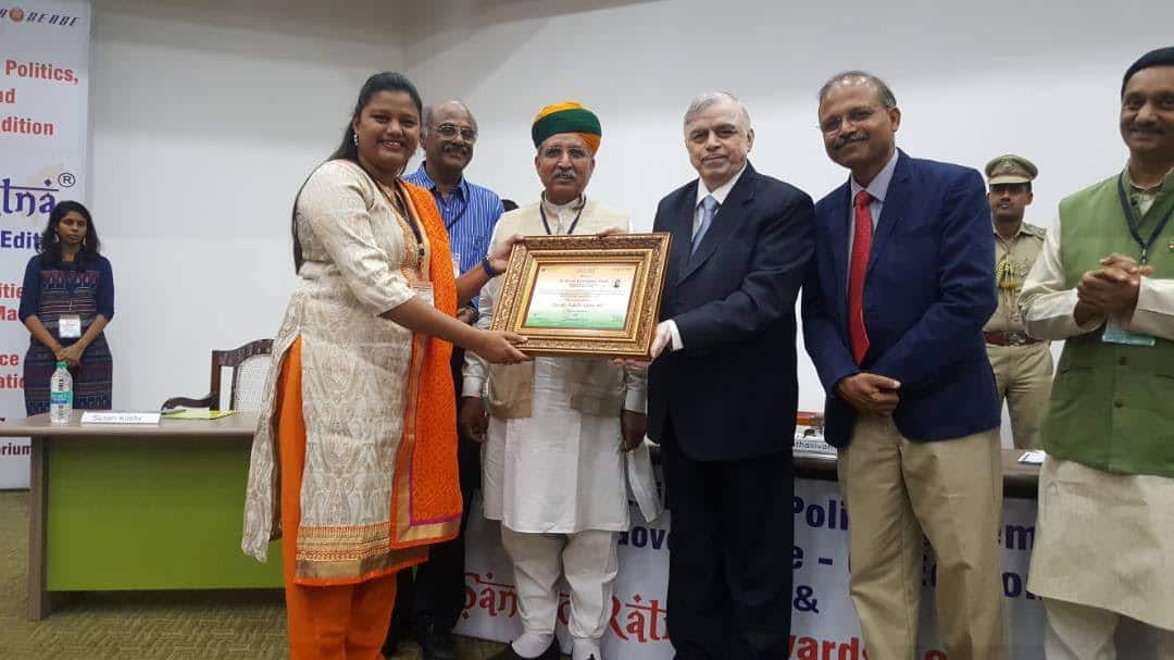 Mp Heena Gavit Awarded By Sanadratna Latest Updates खासदार हीना गावित दुसऱ्यांदा ‘संसदरत्न’