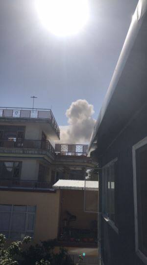 सुत्रांच्या माहितीनुसार, ईराणी दूतावासाला लक्ष्य करुन हा स्फोट घडवून आणला. मात्र अजून कोणीही हल्ल्याची जबाबदारी स्वीकारली नाही.