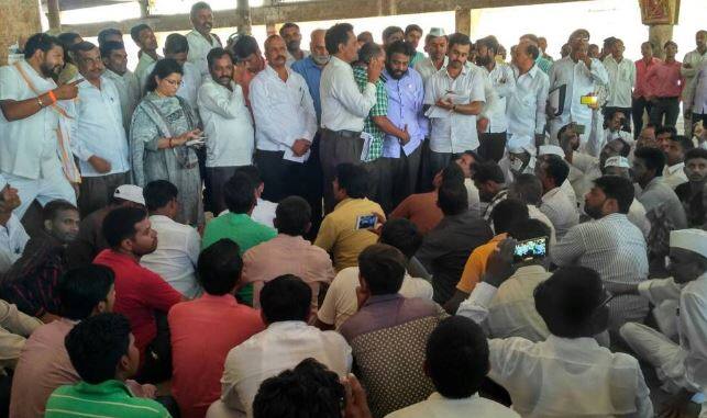 Farmers From Puntamba To Continue Strike Latest Update नाशिक, पुणतांब्यातील शेतकरी संपावर ठाम