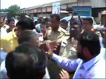 शेतकरी संपावर : नाशिकमध्ये शेतकरी संपाला हिंसक वळण, पोलिसांचा हवेत गोळीबार