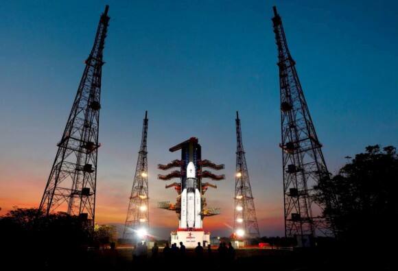 Isros Monster Gslv Mk Iii Rocket Lifts Off With 3136 Kg Satellite Today Latest Updates इस्रोचा सर्वात विशाल उपग्रह जीसॅट 19 चं आज प्रक्षेपण