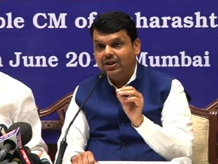 Govt Changed Conditions For Get Loan Of 10 Thousand Rupees Latest Udpates दहा हजार रुपयांचं कर्ज मिळवण्याच्या निकषांमध्ये बदल