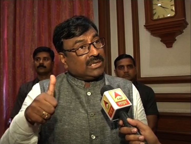 खडसेंसाठी भाजप म्हणजे \'जीना यहाँ मरना यहाँ\' : मुनगंटीवार