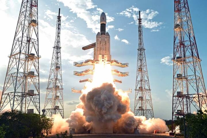 भारतात बनवलेलं आणि प्रक्षेपण करण्यात आलेलं सर्वात वजनदार उपग्रह