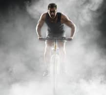 सेफ ड्रायव्हिंगवर लेक्चर, नेटिझन्सकडून सलमान ट्रोल