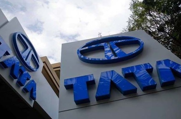 Tata Motors Scraps Designations Latest Updates ‘टाटा मोटर्स’मधील अधिकाऱ्यांची पदं रद्द, आता कुणीही बॉस नाही!