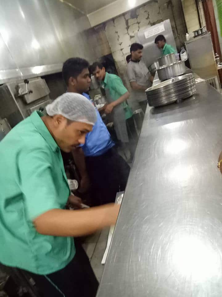 खादाडखाऊ : वाडेश्वर भुवन