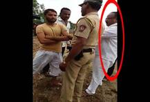 शेतकऱ्याला मारहाण करणाऱ्या काँग्रेस आमदारासह 32 जणांविरोधात गुन्हा