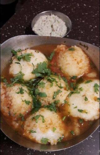 जिभेचे चोचले : मुंबईतलं मिनी दक्षिण भारत : इडली-डोशाचं गाव