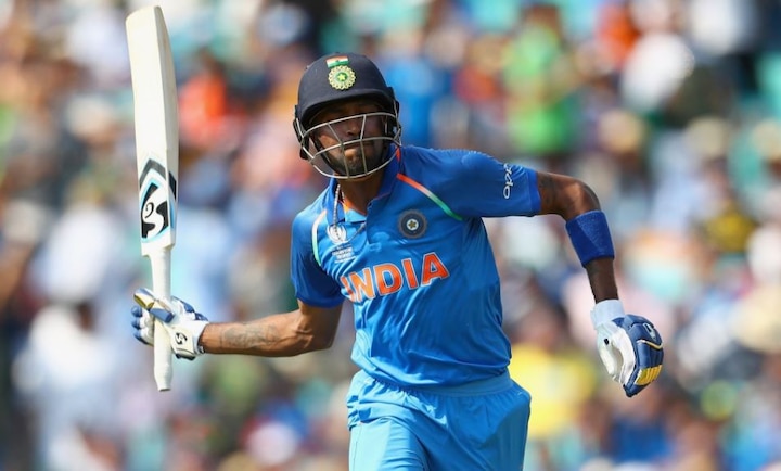 Hardik Pandya Wants To Emulate Yuvraj Singhs Six Sixes In An Over युवराजचा सलग 6 षटकार मारण्याचा विक्रम मोडायचाय : हार्दिक पंड्या