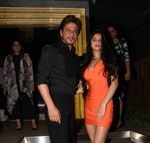 रेस्टॉरंट ओपनिंगला शाहरुखची मुलीसोबत हजेरी! 