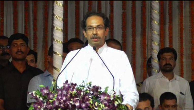 माझे पूर्वीचे सहकारी नारायणराव राणे... : उद्धव ठाकरे Uddhav Thakarey Calls Narayan Rane Colleague In Sindhudurg Latest Updates माझे पूर्वीचे सहकारी नारायणराव राणे... : उद्धव ठाकरे