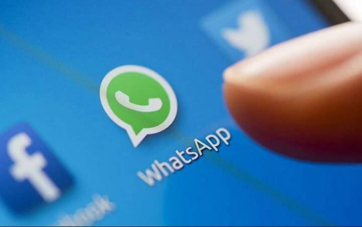 या फीचरमध्ये यूजर आपल्या व्हॉट्स अॅपवर प्रत्येक फाईल शेअर करु शकतं. पण यामध्येही फाईलच्या साइजची मर्यादा असणार आहे. 