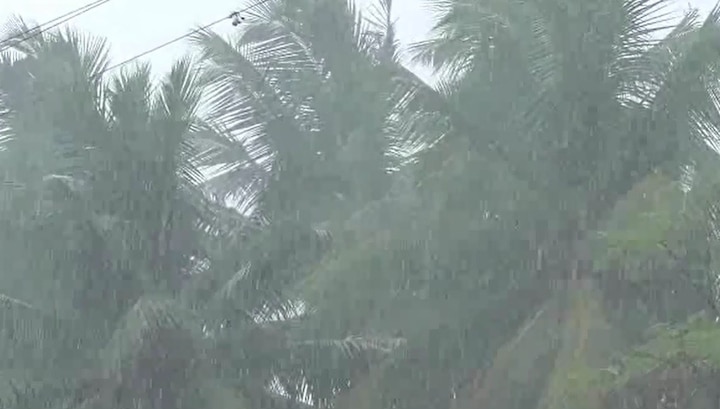 Heavy Rain Started In Mumbai मुंबईत भरदुपारी काळोख, वादळी वाऱ्यासह पाऊस