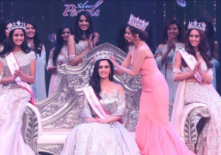 Manushi Chhillar Crowned Femina Miss India 2017 हरियाणाच्या मनुषी छिल्लरला 'फेमिना मिस इंडिया'चा किताब
