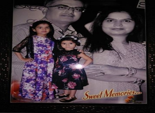 Andraskar Family Who Died In Kashmirs Gulmarg Accident Wrote On Facebook Latest Update फीलिंग पीसफुल.. मृत्यूच्या तासभर आधी 'ती' फेसबुक पोस्ट