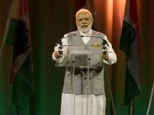 पासपोर्टचे रंग बदलले म्हणून रक्ताची नाती मिटत नाहीत : मोदी