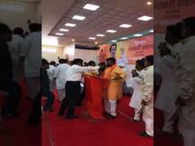 उद्धव ठाकरेंसमोरच शिवसेनेच्या आमदार-खासदारामध्ये बाचाबाची