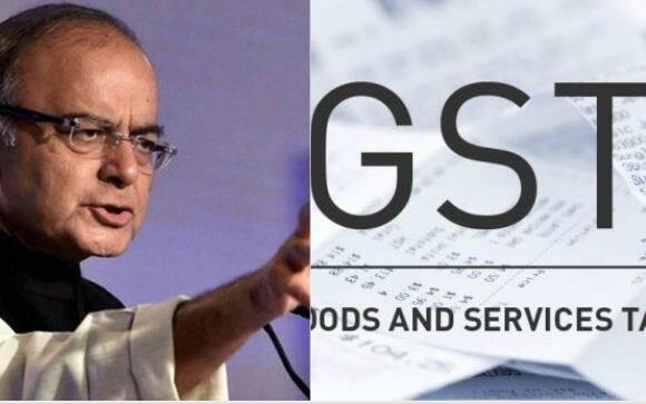 जीएसटीनंतर नागरिकांची 17 वेगवेगळ्या करांमधून 1 जुलैपासून सुटका होणार आहे. संसदेच्या सेंट्रल हॉलमध्ये दिग्गजांच्या उपस्थितीत जीएसटीचं लोकार्पण केलं जाईल. सध्याच्या कर प्रणालीत राज्य आणि केंद्राचे मिळून वेगवेगळे 17 प्रकारचे कर भरावे लागतात.