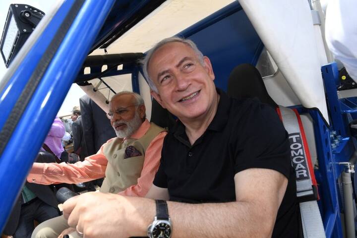 दरम्यान, पंतप्रधान मोदींनीही नेतान्याहू यांना भारतात येण्याचं निमंत्रण दिलं असून नेतन्याहू यांनी हे निमंत्रण स्वीकारलं आहे. (फोटो : सोशल मीडिया) 