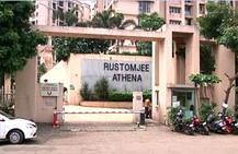 आईच्या निधनानंतर अमेरिकेहून आलेल्या लेकीची ठाण्यात आत्महत्या