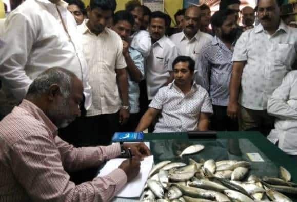 आमदार नितेश राणे यांची अटक आणि सुटका