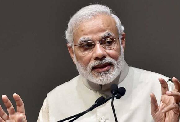 पहिला क्रमांक - पंतप्रधान नरेंद्र मोदी (3 कोटी 14 लाख 85 हजाराहून अधिक फॉलोअर्स)