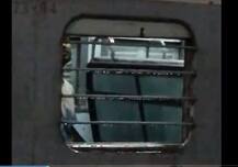 सीएसटीवर तरुणीकडे पाहून हस्तमैथुन, पोलिसांनी युवकाला सोडलं