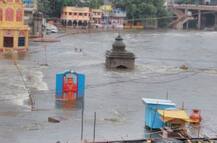 नाशिकमध्ये पूरस्थिती, दुतोंड्या मारुतीच्या कमरेपर्यंत पाणी