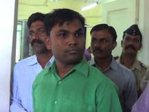 उपजिल्हाधिकारी असल्याचा बनाव, जळगावात तरुणाला अटक