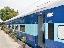 रेल्वेच्या एसी कोचमध्ये आता ब्लँकेट मिळणार नाही!