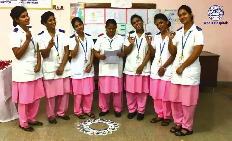 Wadia Hospital Nurses Used Sonu Song For Awareness आई, तुला स्तनपानावर भरोसा नाय काय... वाडिया हॉस्पिटलची जनजागृती