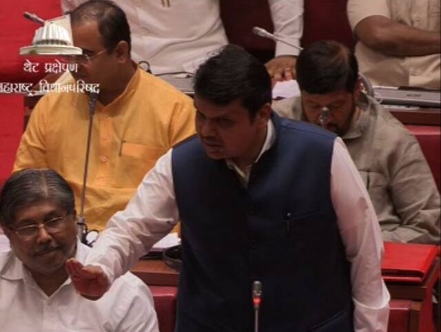 प्रकाश मेहतांची लोकायुक्तांमार्फत चौकशी करणार : मुख्यमंत्री