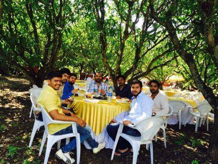 खादाडखाऊ : पुण्यातला पहिला 'आमराई मिसळ महोत्सव