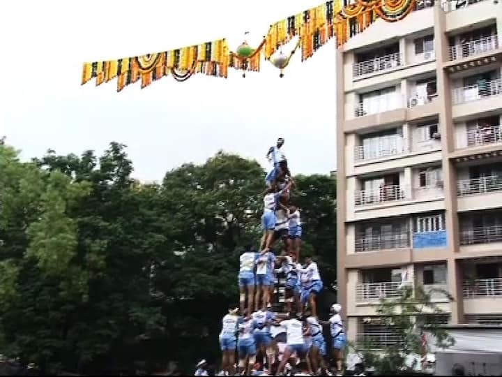  जय जवान मंडळ हे जोगेश्वरीचं आहे.