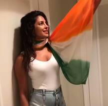 स्वातंत्र्य दिनानिमित्त सेलिब्रेटींचं खास सेलिब्रेशन 