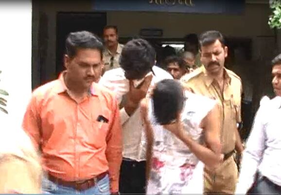 Jalna Five Arrested While Copying Munnabhai Style In Exam Latest Update पेपर स्कॅन करुन हेडफोनद्वारे कॉपी, जालन्यात पाच मुन्नाभाई अटकेत