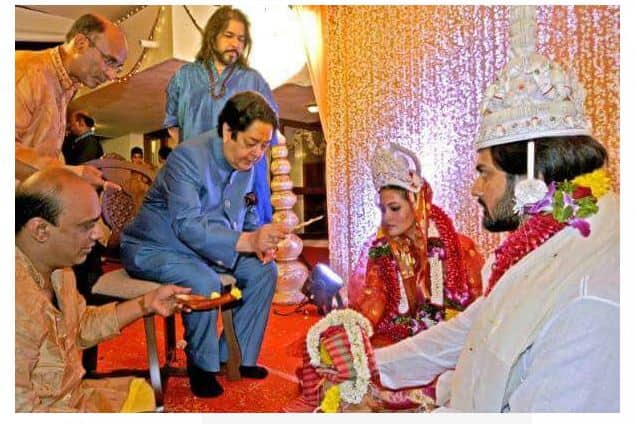  दिल विल प्यार व्यार, स्टाईल, कयामत, अपना सपना मनी मनी, शादी नंबर वन यासारख्या अनेक हिंदी सिनेमात तिने काम केलं आहे. 