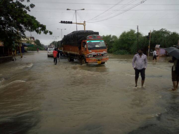 पुढे पाहा नांदेडमधील पावसाचे आणखी फोटो