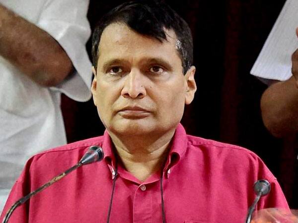 सुरेश प्रभूंकडे हवाई वाहतूक मंत्रालयाचा अतिरिक्त कार्यभार