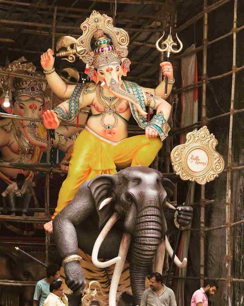 मुंबईतील प्रसिद्ध गणपती मुंबईतील प्रसिद्ध गणपती