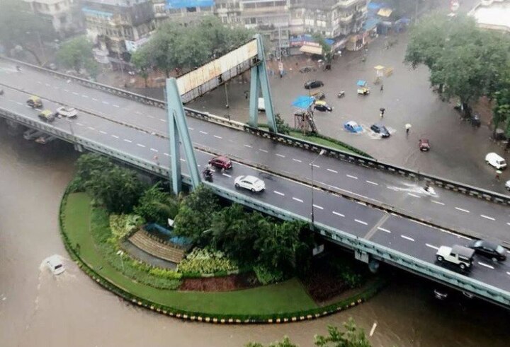 Mumbai Rain Live Updates एक्स्प्रेस वेवरुन रात्री 10 वा. छोटी वाहने सोडली