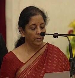 निर्मला सीतारमण गुगल सर्चमध्ये अव्वल, गोव्यात सर्वाधिक सर्च