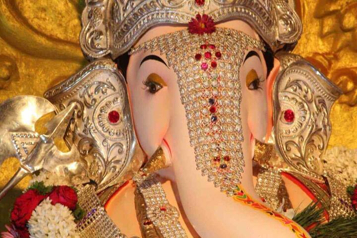 श्री शनिपार वीर सार्वजनिक गणेश मंडळ,