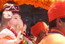 पुण्यातील मानाचा दुसरा गणपती तांबडी जोगेश्वरी बाप्पाची मिरवणूक