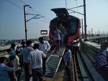 लखनौ मेट्रो पहिल्याच दिवशी बंद पडली!