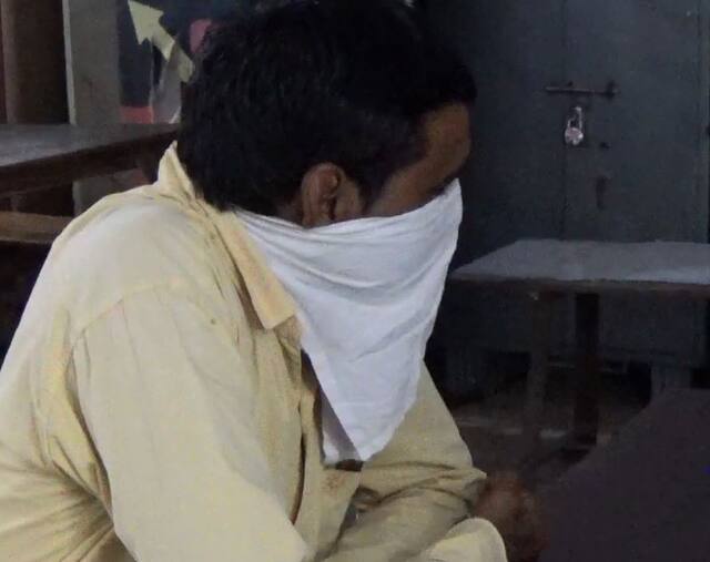प्रेमाच्या जाळ्यात अडकवून महिलांना गंडा, रिक्षाचालकाला बेड्या